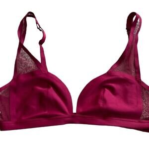 NWOT Victoria’s Secret Burgundy Smooth Bralette Size Large